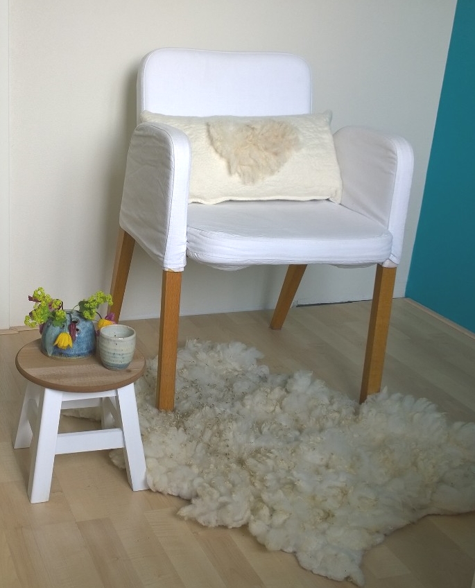 Audrey – gevilte schapenvacht 60 x 90 cm - Afbeelding 4