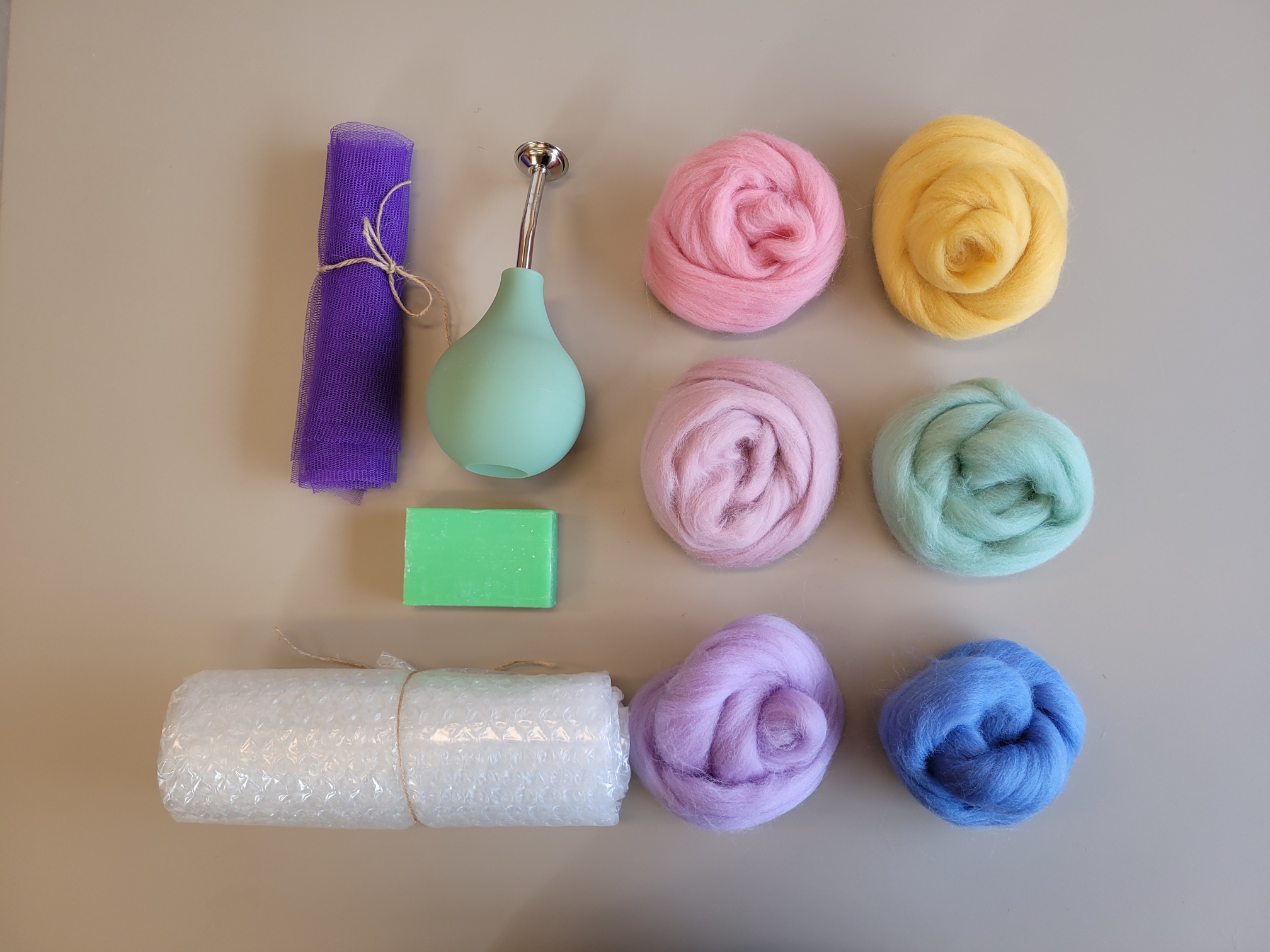 Startpakket natvilten – maak je eigen vilt! Pastelkleuren - Afbeelding 4